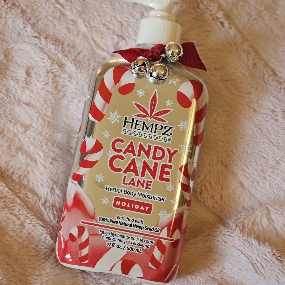 HEMPZ Candy Cane Lane 17fl Oz Lotion